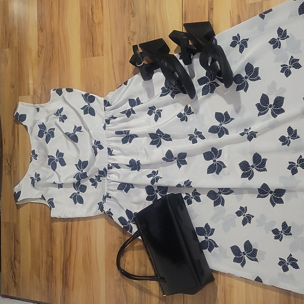 Vintage 70s 80s Leslie Fay Bow Print Dress M